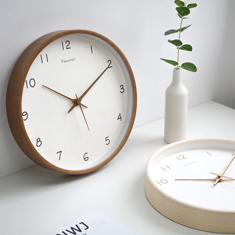 Stylish Minimalistic Wall Clock