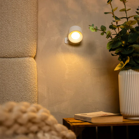 Rechargeable Wall Light with Adjustable Beam – Cordless Modern Lighting