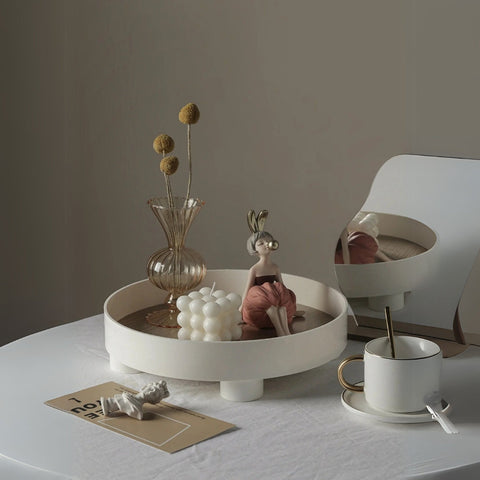 Modern Round Wooden Tray – Minimalist Decorative Serving Board