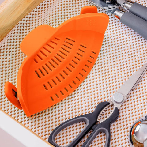 Clip-On Silicone Strainer – Heat-Resistant Kitchen Drain Tool