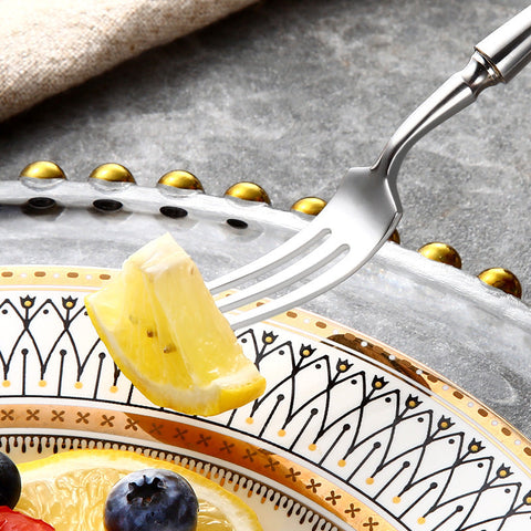 Cutlery Set with Refined Design