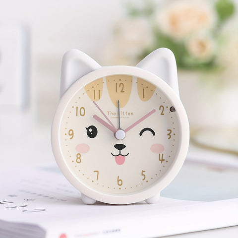 Silent Alarm Clock with Night Light – Sleep-Friendly Bedside Clock