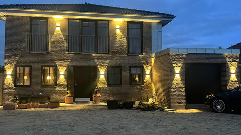 Up Down LED Outdoor Wall Light | Warm 3000K