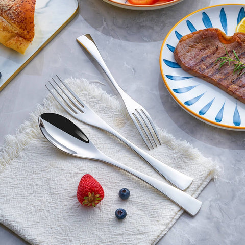 18/10 Stainless Steel Cutlery Set – Modern Silver Design