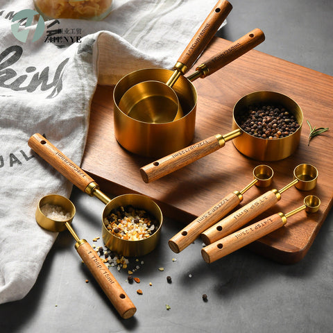 OakMeasure – Crafted Oak Set with Classic Elegance