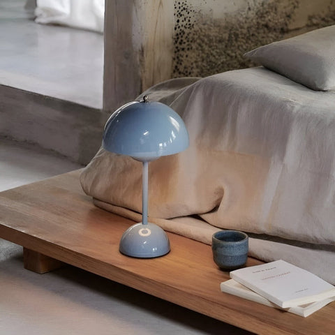Elegant Glow – Modern Touch LED Table Lamp with Mushroom Design