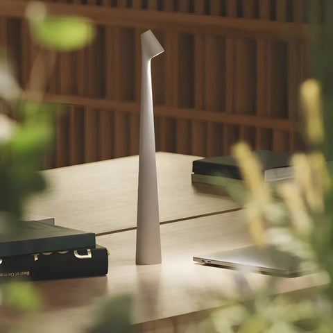 Wireless LED Table Lamp – Dimmable Modern Design