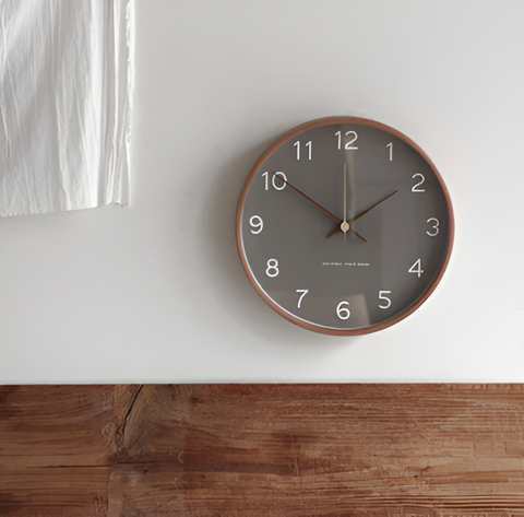 Silent Wooden Wall Clock – Nordic Design