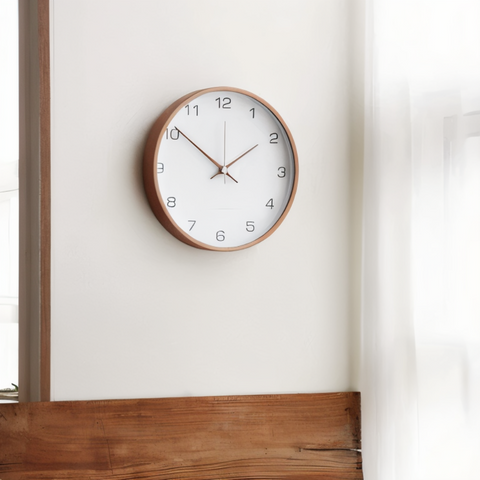 Silent Wooden Wall Clock – Nordic Design