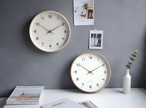 Silent Wall Clock with Wood Finish – Nordic Quartz Design