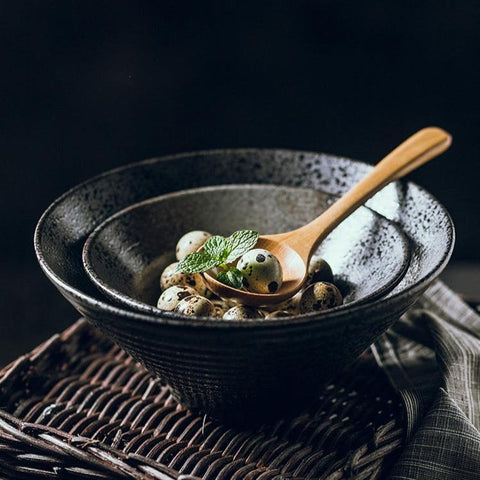 Japanese Ceramic Ramen Bowl – Handcrafted Design