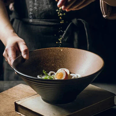 Japanese Ceramic Ramen Bowl – Handcrafted Design