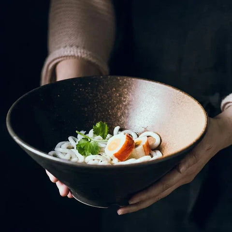 Japanese Ceramic Ramen Bowl – Handcrafted Design