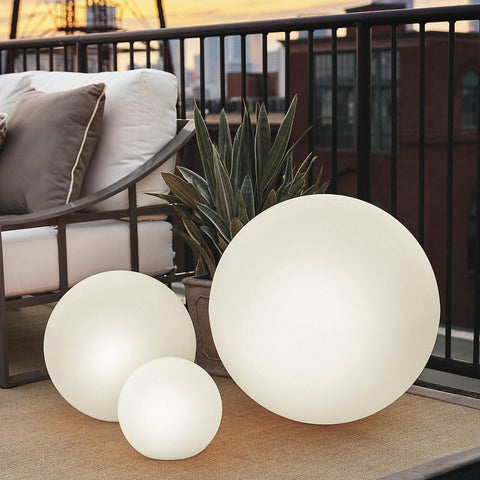 Color-Changing LED Globe Light – Smart Portable Garden Lamp
